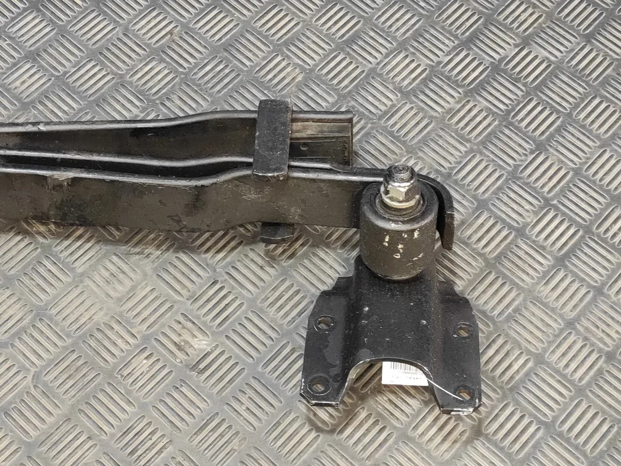 Ballesta Trasera para Nissan Cabstar ->09.06