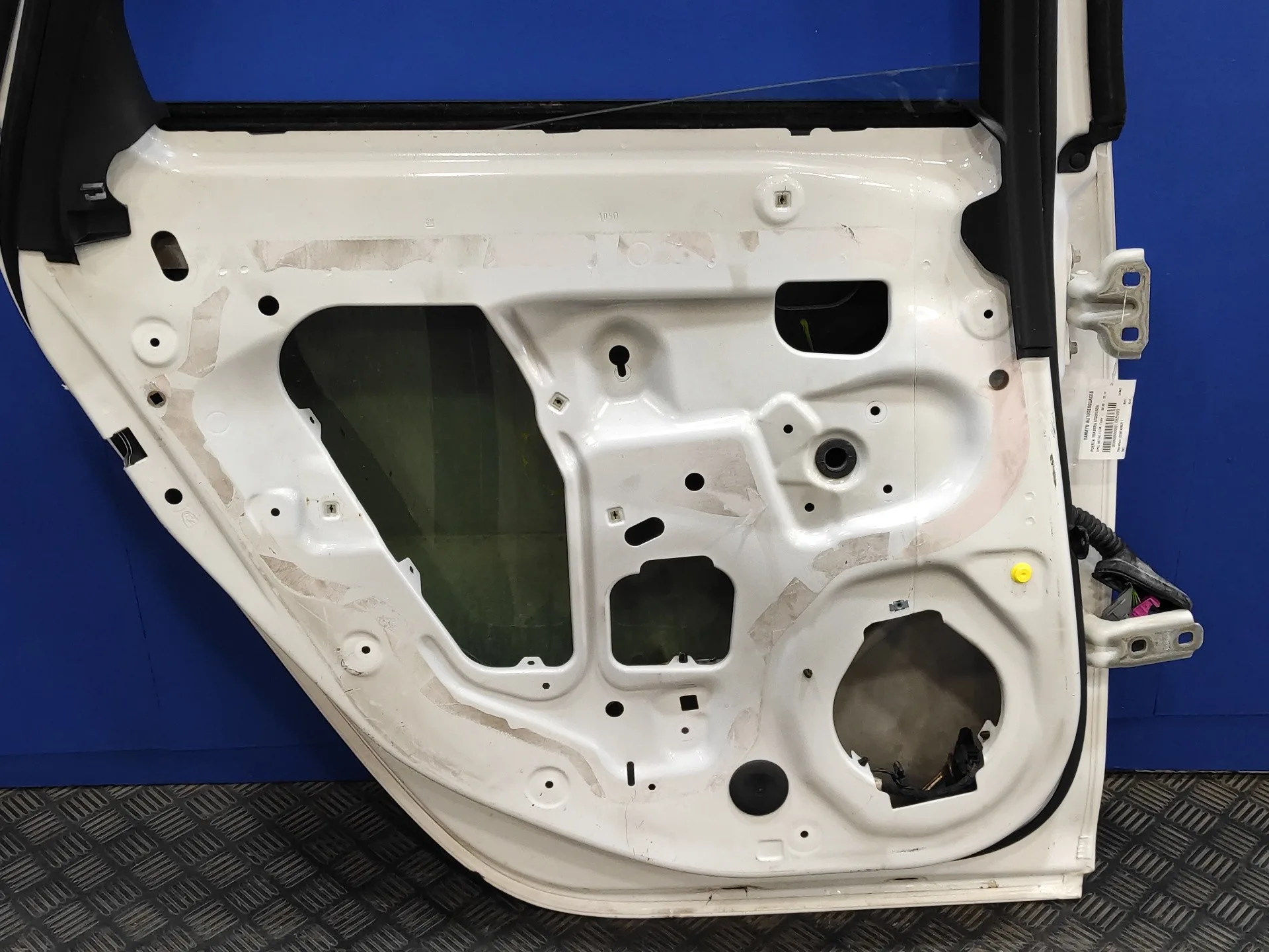 Puerta Trasera Izquierda para Opel Astra J Lim.