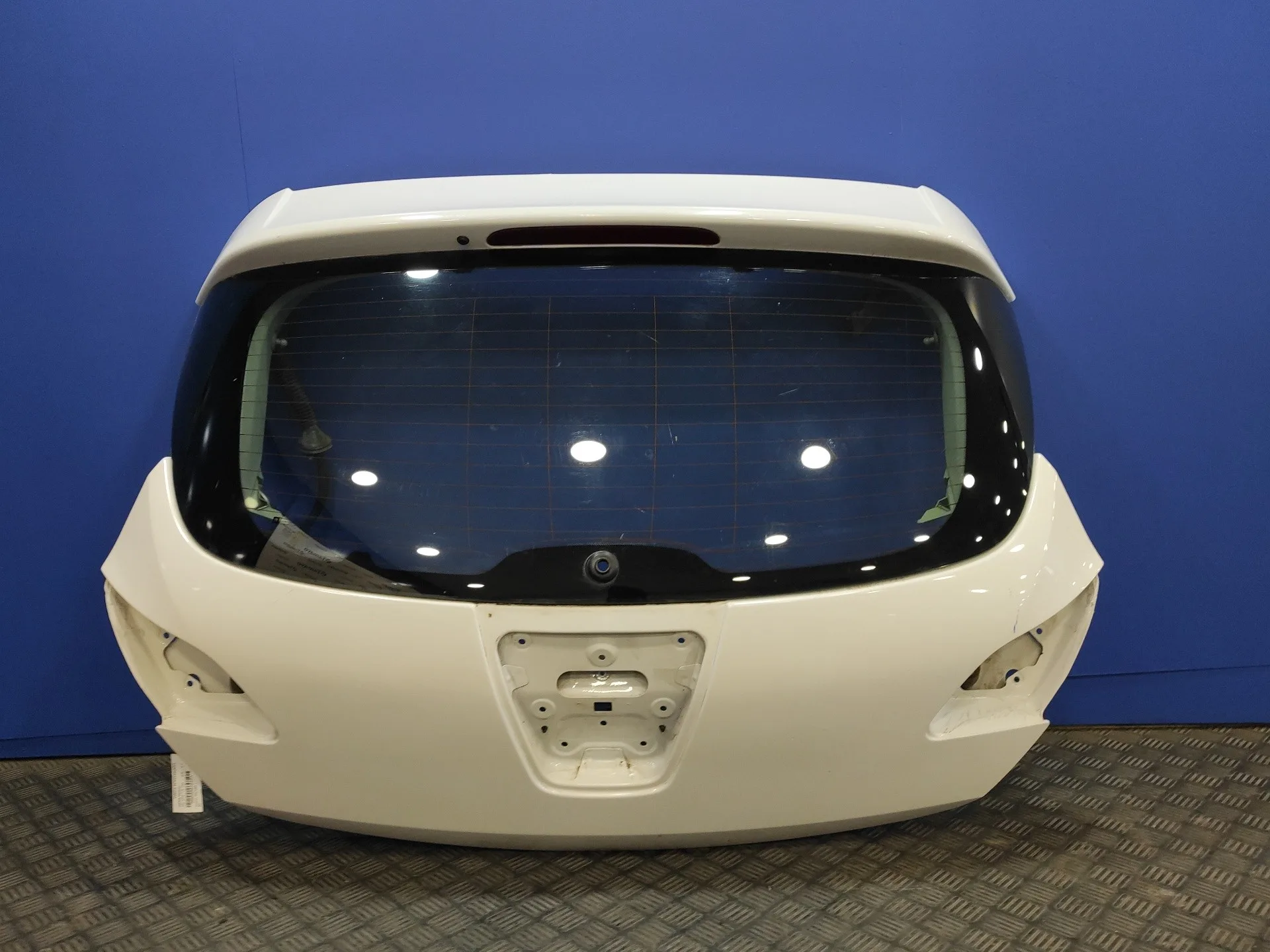 Porton Trasero para Opel Astra J Lim.