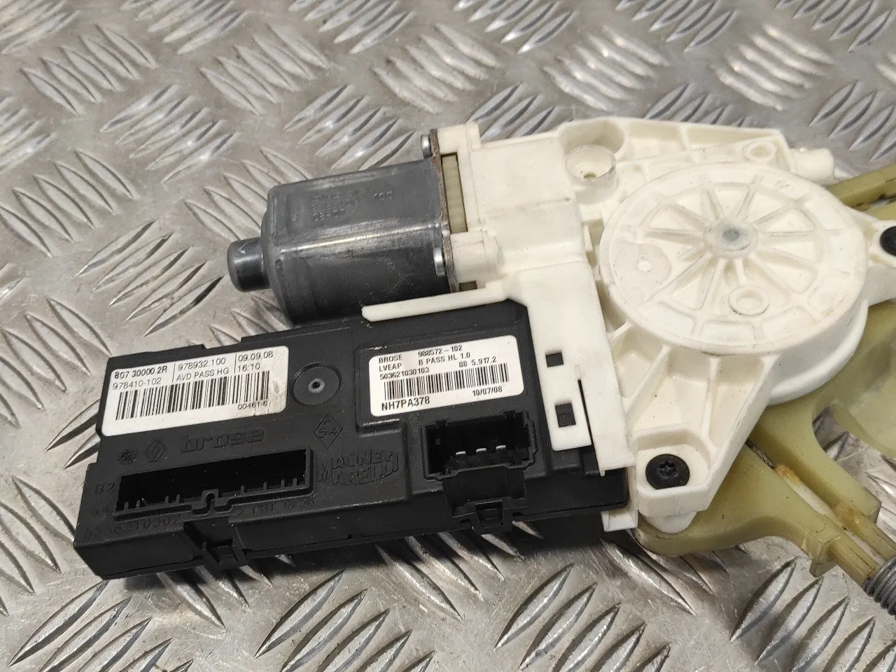 Elevalunas Delantero Derecho para Renault Laguna Iii