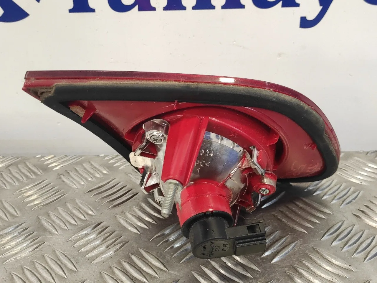 Piloto Trasero Derecho Interior para Volkswagen Passat Berlina (3C2)