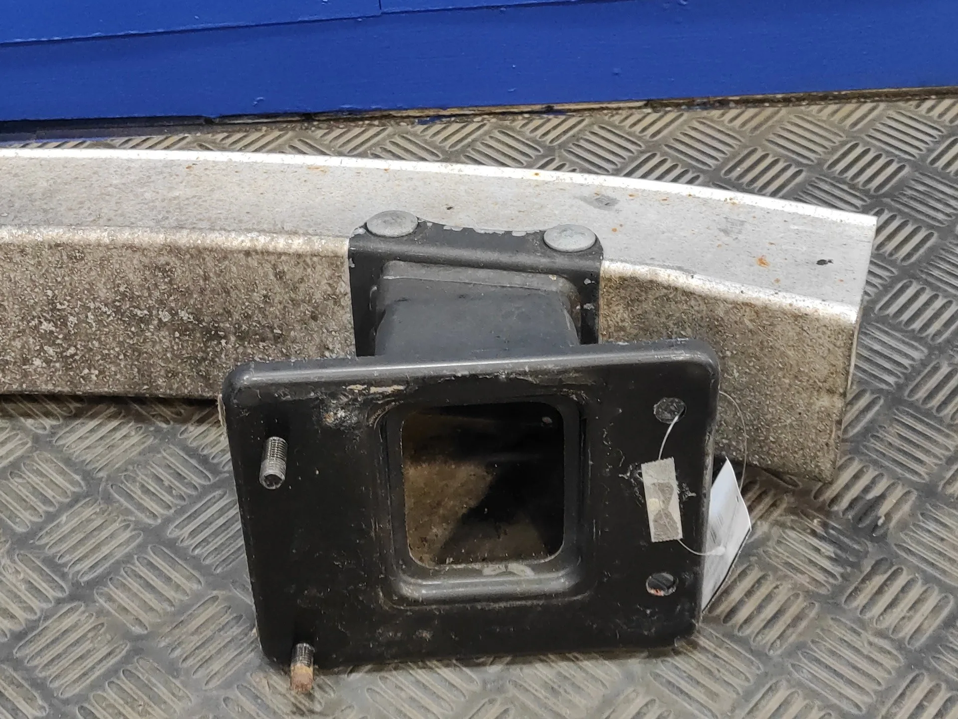 Refuerzo Paragolpes Trasero para Mercedes-Benz Clase R (W251)