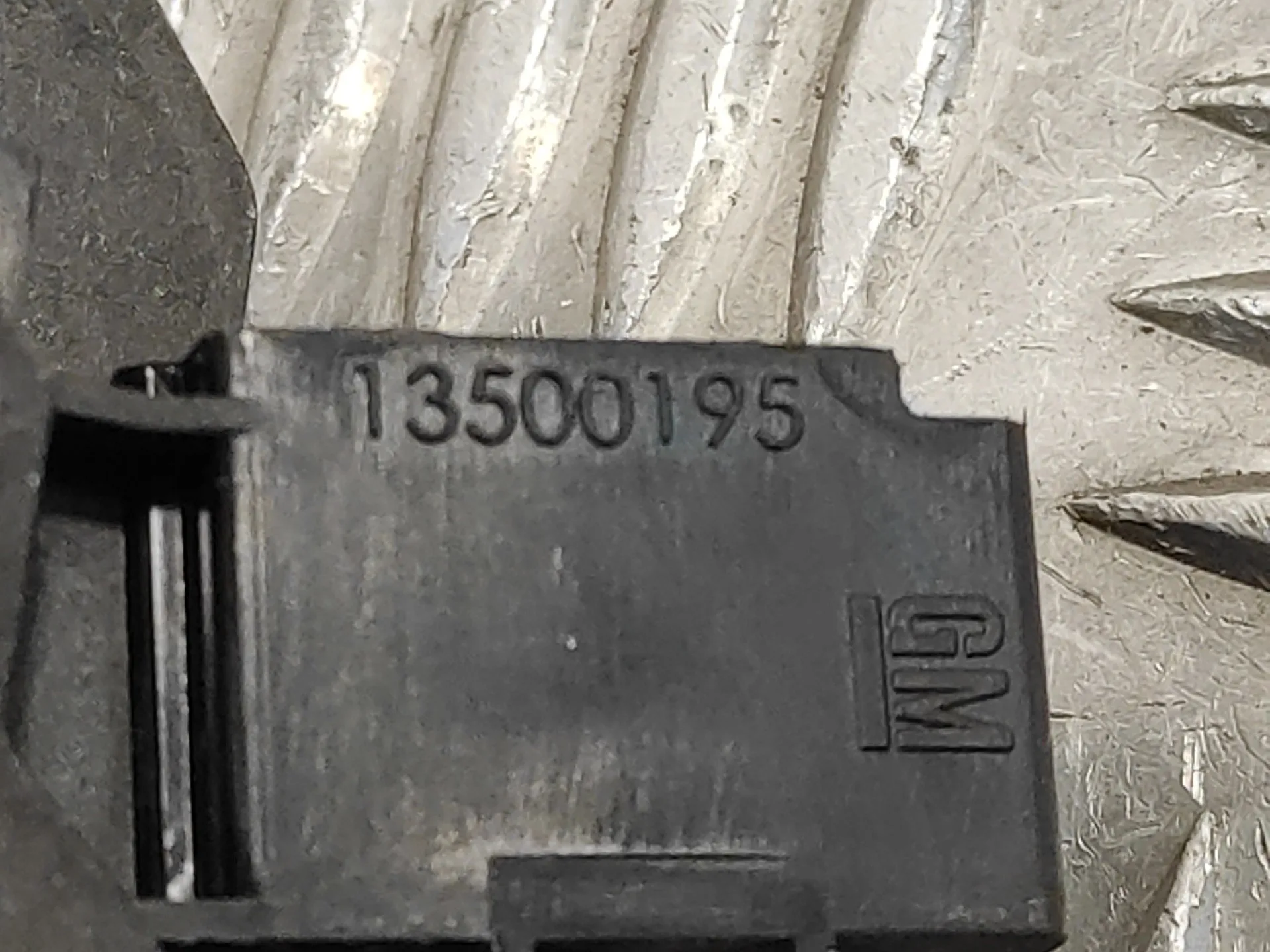 Cerradura Maletero / Porton para Opel Astra J Lim.