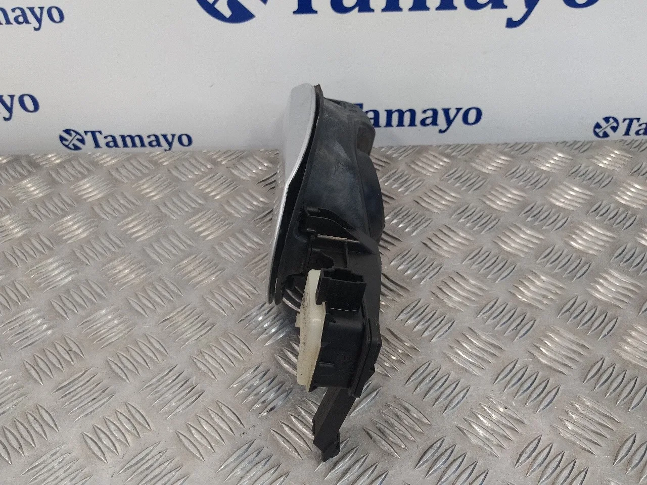 Tapa Exterior Combustible para Mercedes-Benz Clase R (W251)
