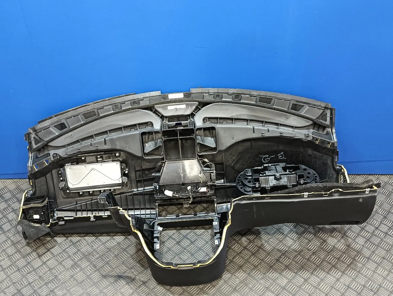 Salpicadero para Mercedes-Benz Clase R (W251)