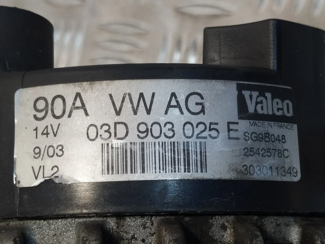 Alternador para Volkswagen Polo (9N1)