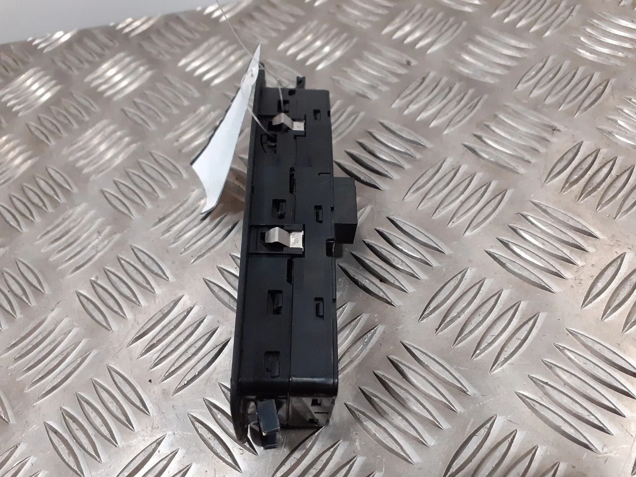 Mando Elevalunas Delantero Izquierdo para Bmw Serie 3 Touring (F31)
