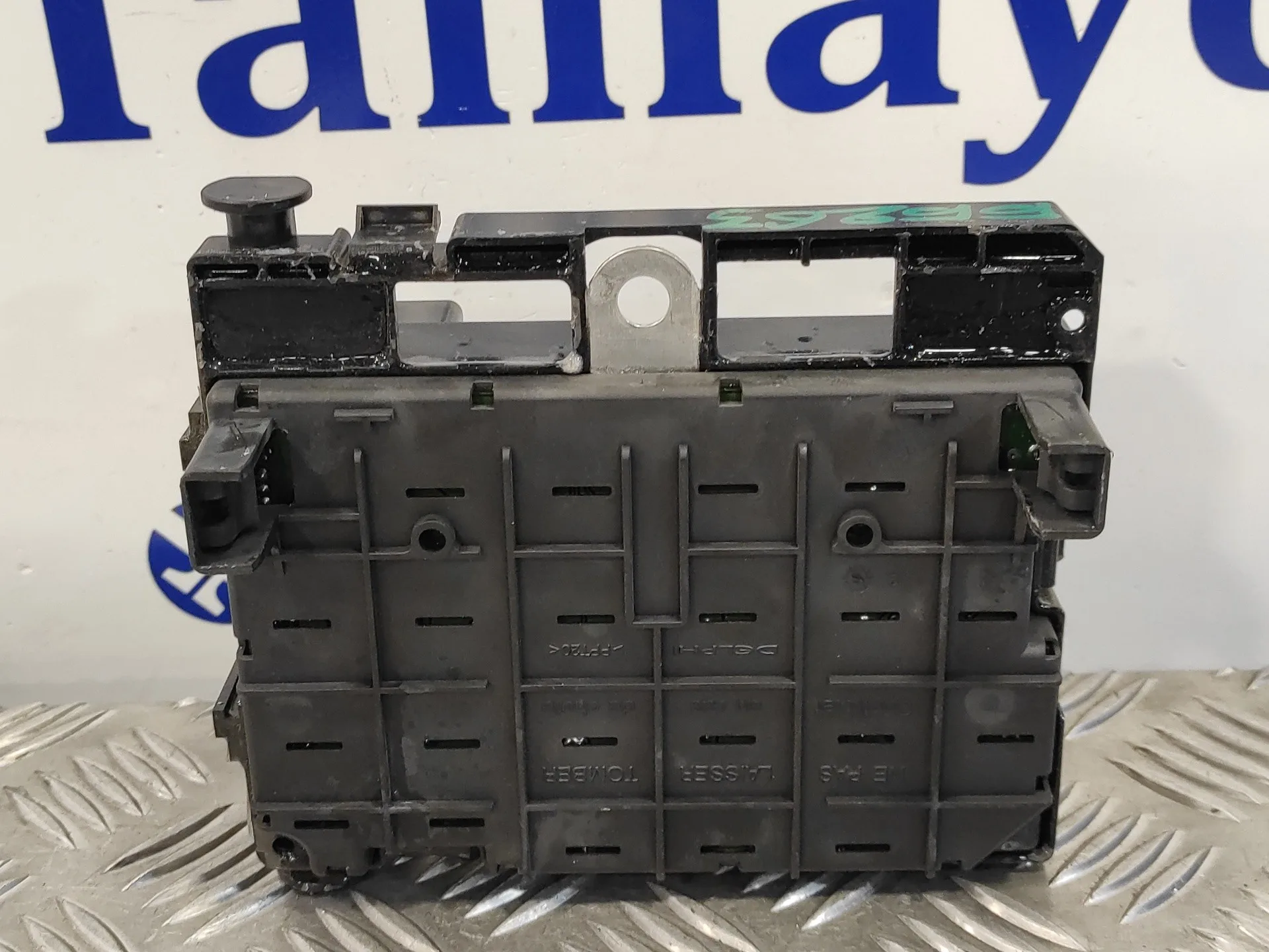 Caja Reles / Fusibles para Peugeot 206 Berlina