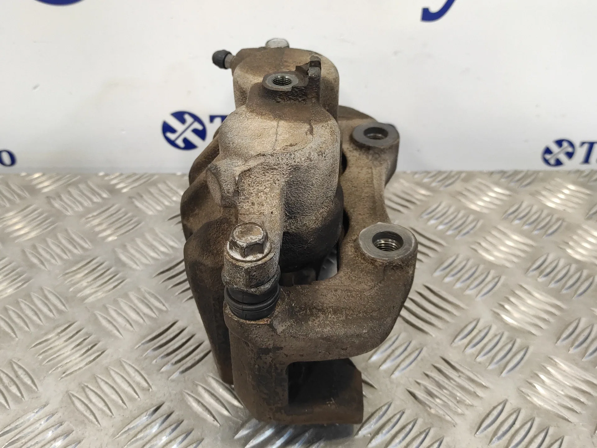 Pinza Freno Delantera Derecha para Nissan X-Trail (T30)