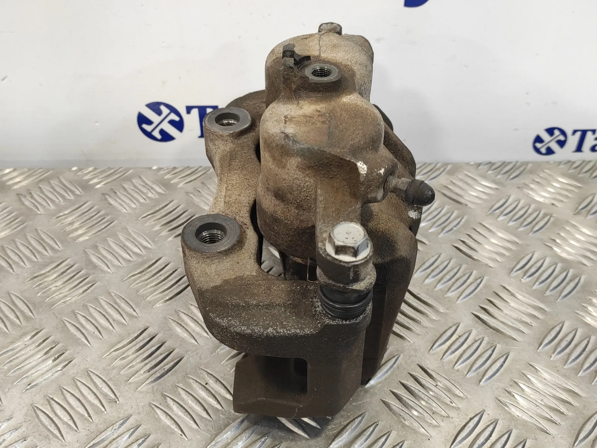 Pinza Freno Delantera Derecha para Nissan X-Trail (T30)