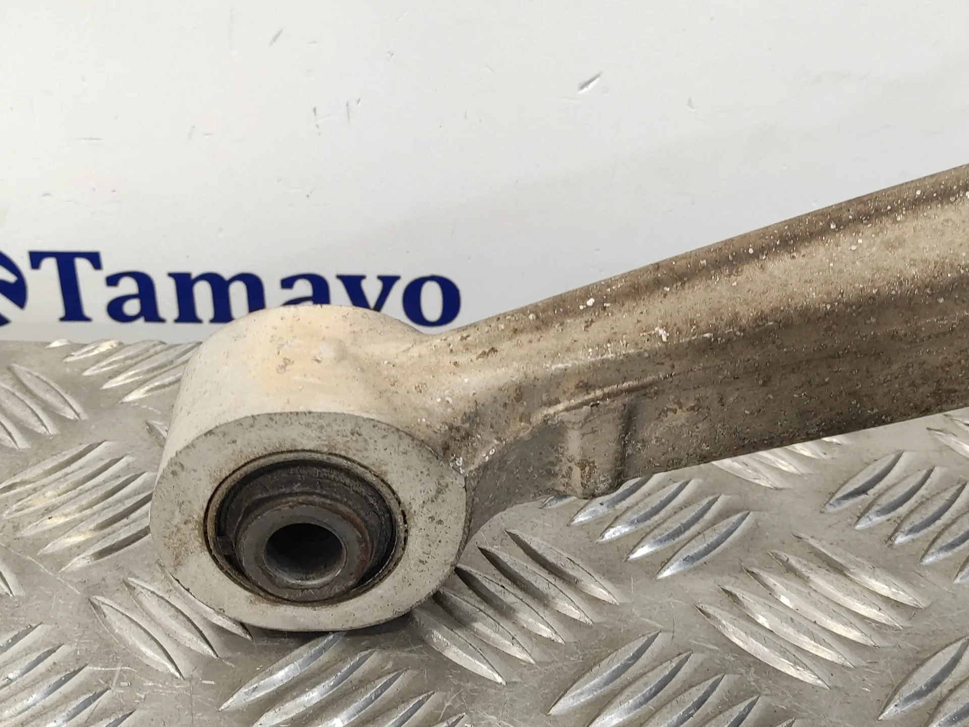 Brazo Suspension Inferior Trasero Derecho para Nissan Qashqai (J10)