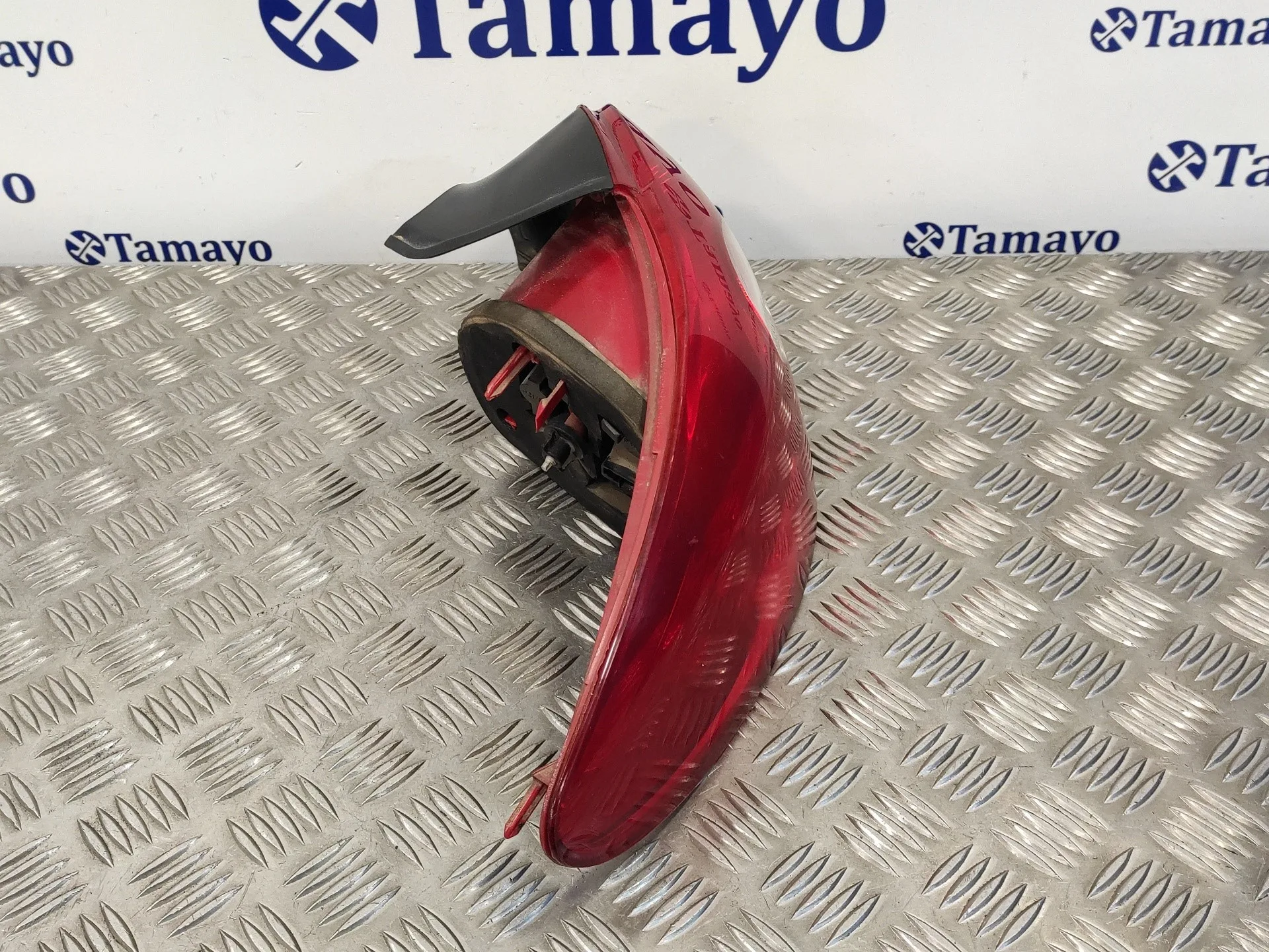 Piloto Trasero Izquierdo para Peugeot 206+