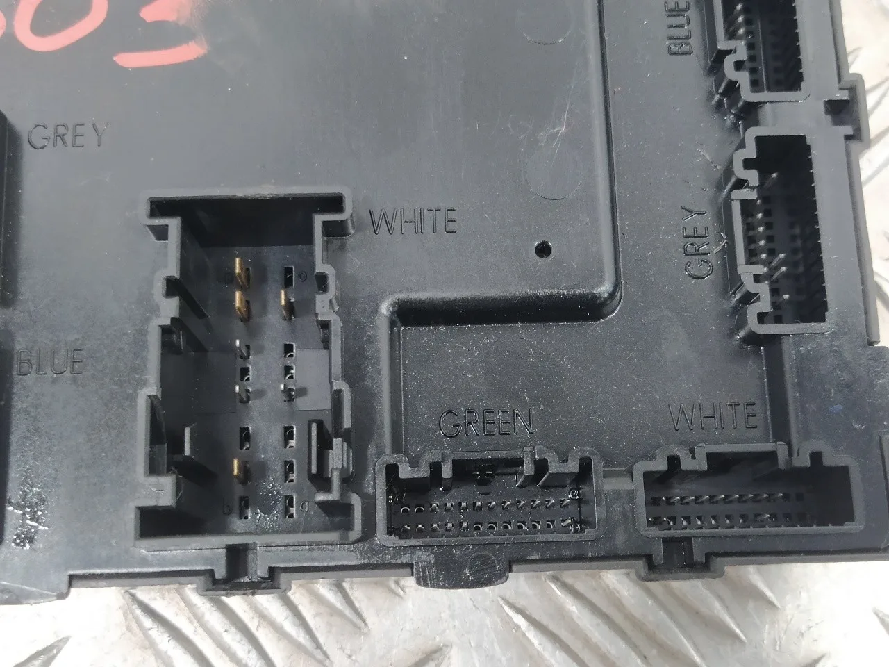 Modulo Electronico para Ford Fiesta (Cb1)