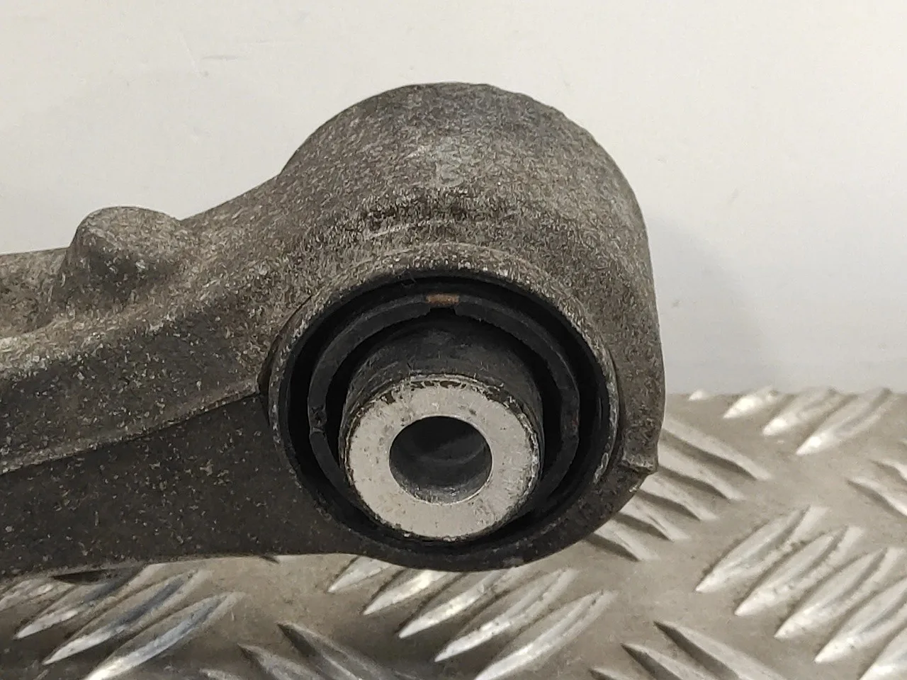 Brazo Suspension Inferior Trasero Derecho para Mercedes-Benz Clase R (W251)