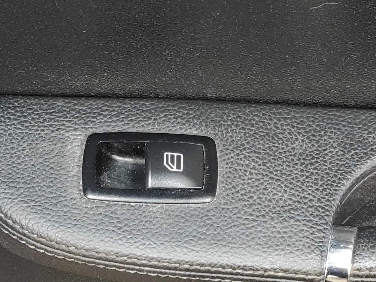 Guarnecido Puerta Trasera Derecha para Mercedes-Benz Clase R (W251)