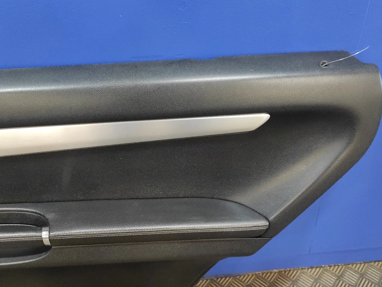 Guarnecido Puerta Trasera Derecha para Mercedes-Benz Clase R (W251)