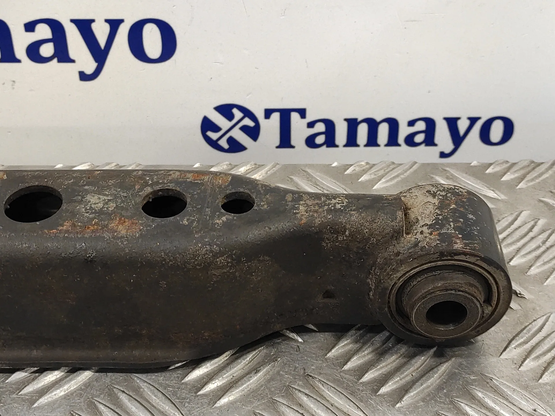 Brazo Suspension Inferior Trasero Derecho para Nissan Qashqai (J10)
