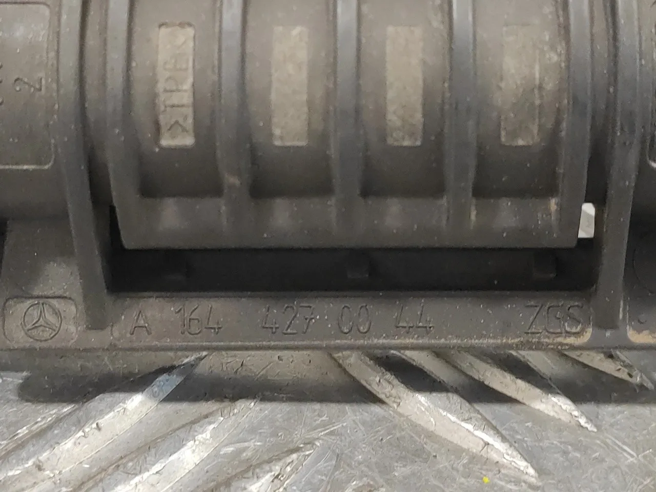 Brazo Suspension Inferior Trasero Derecho para Mercedes-Benz Clase R (W251)