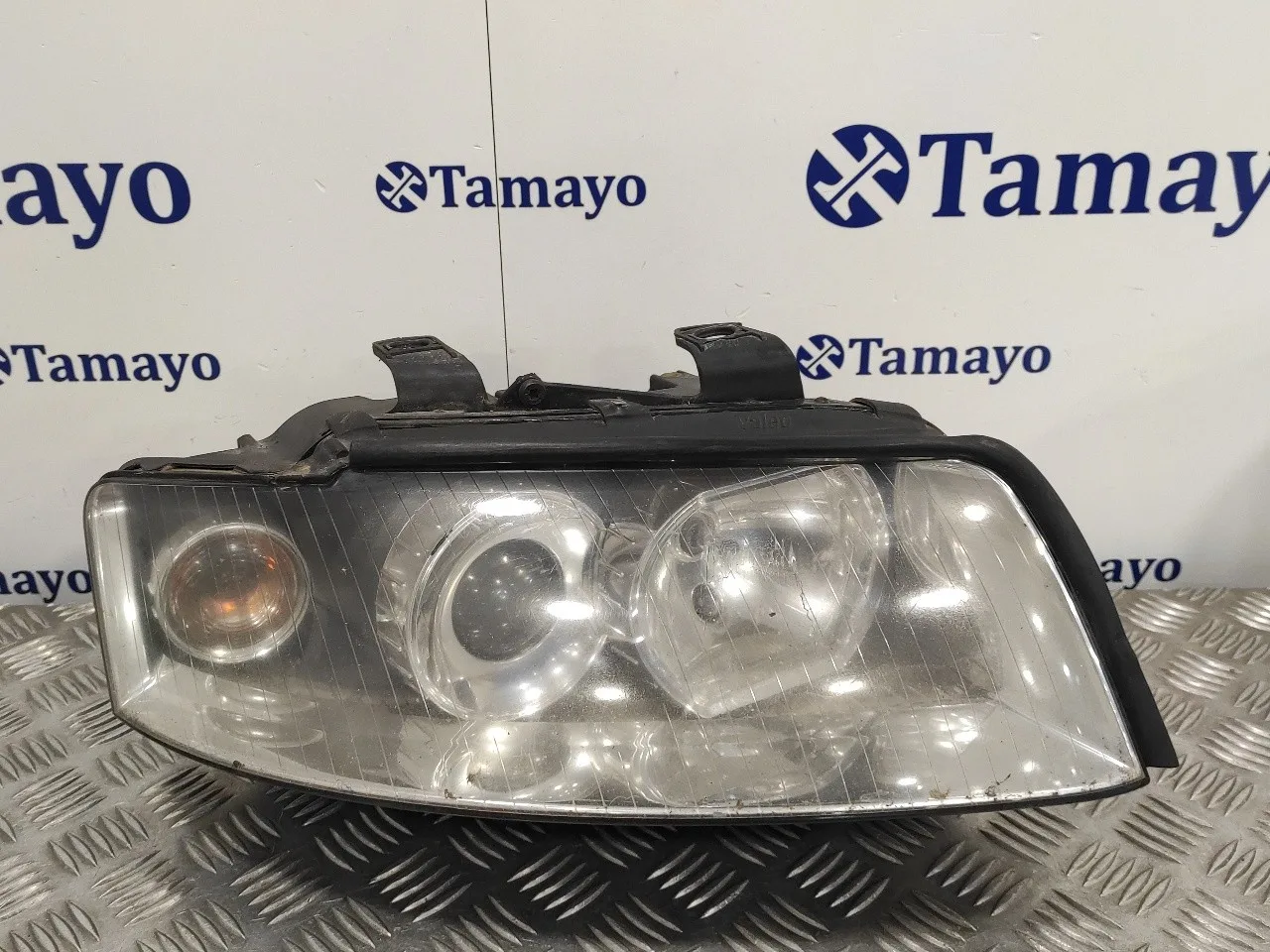Faro Derecho para Audi A4 Berlina (8E)