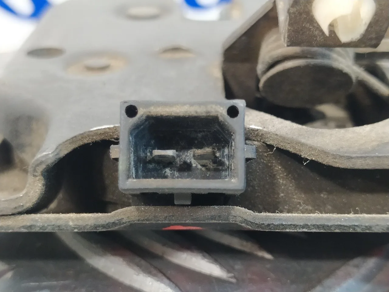 Cerradura Maletero / Porton para Audi A3 (8P)