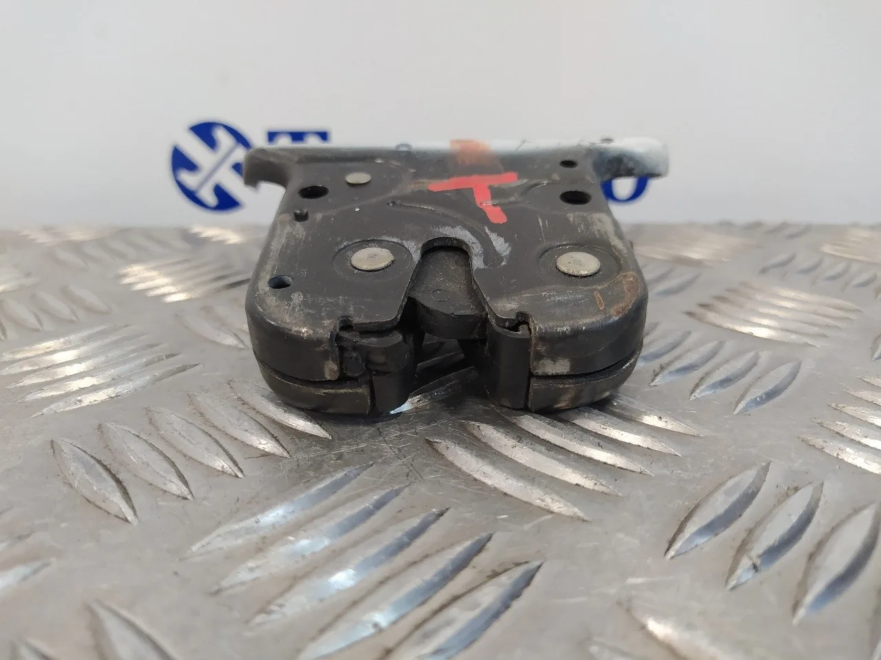 Cerradura Maletero / Porton para Audi A3 (8P)