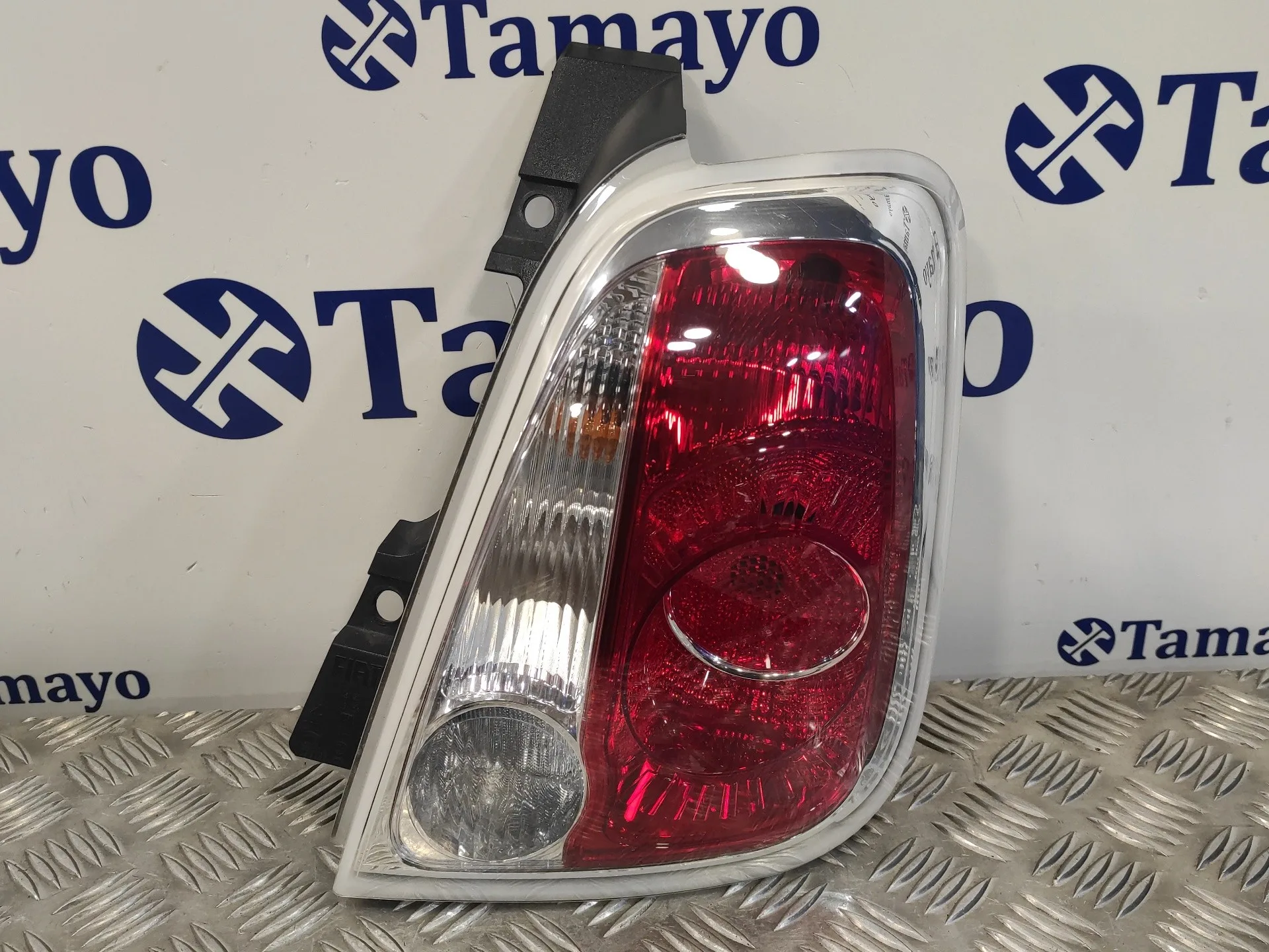 Piloto Trasero Derecho para Fiat 500 (312)