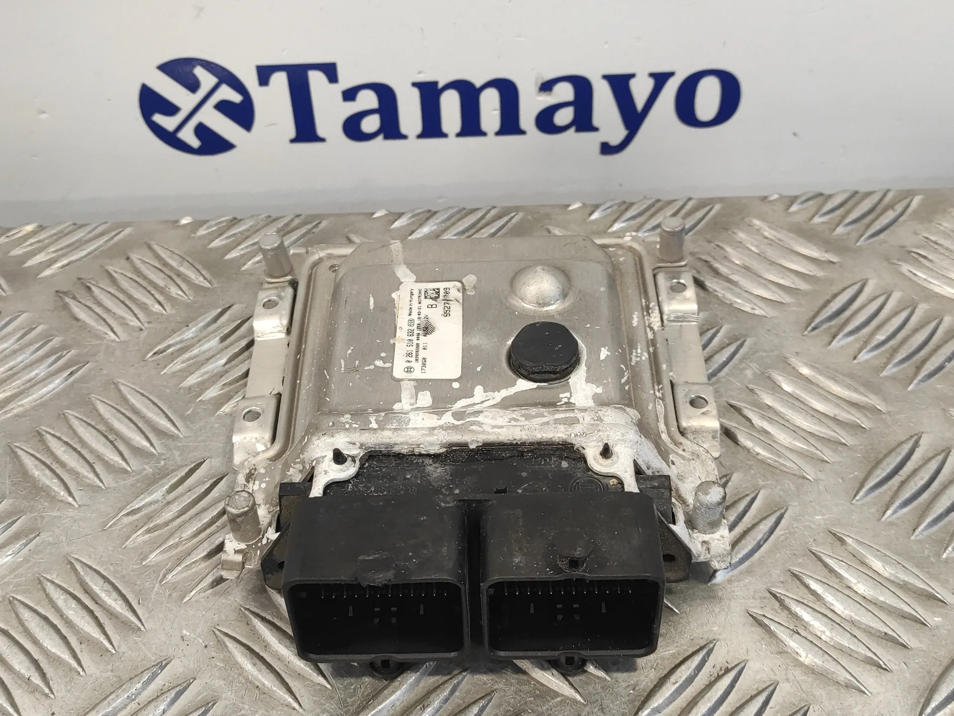 Centralita Motor Uce para Fiat 500 (312)