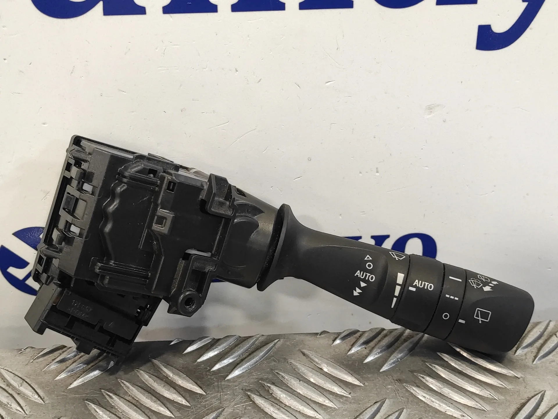 Mando Limpia para Toyota Auris