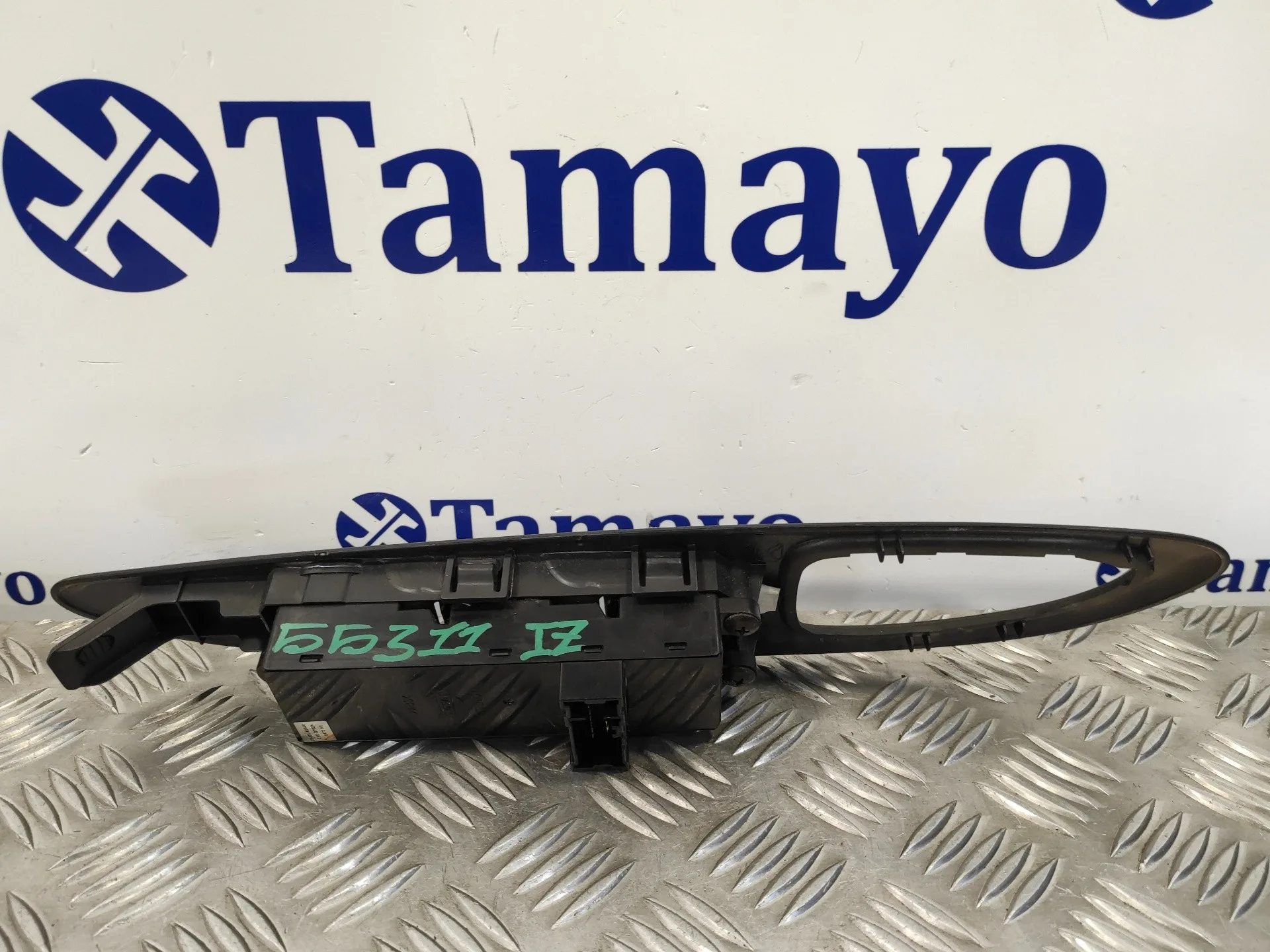 Mando Elevalunas Delantero Izquierdo para Nissan Primera Berlina (P12)