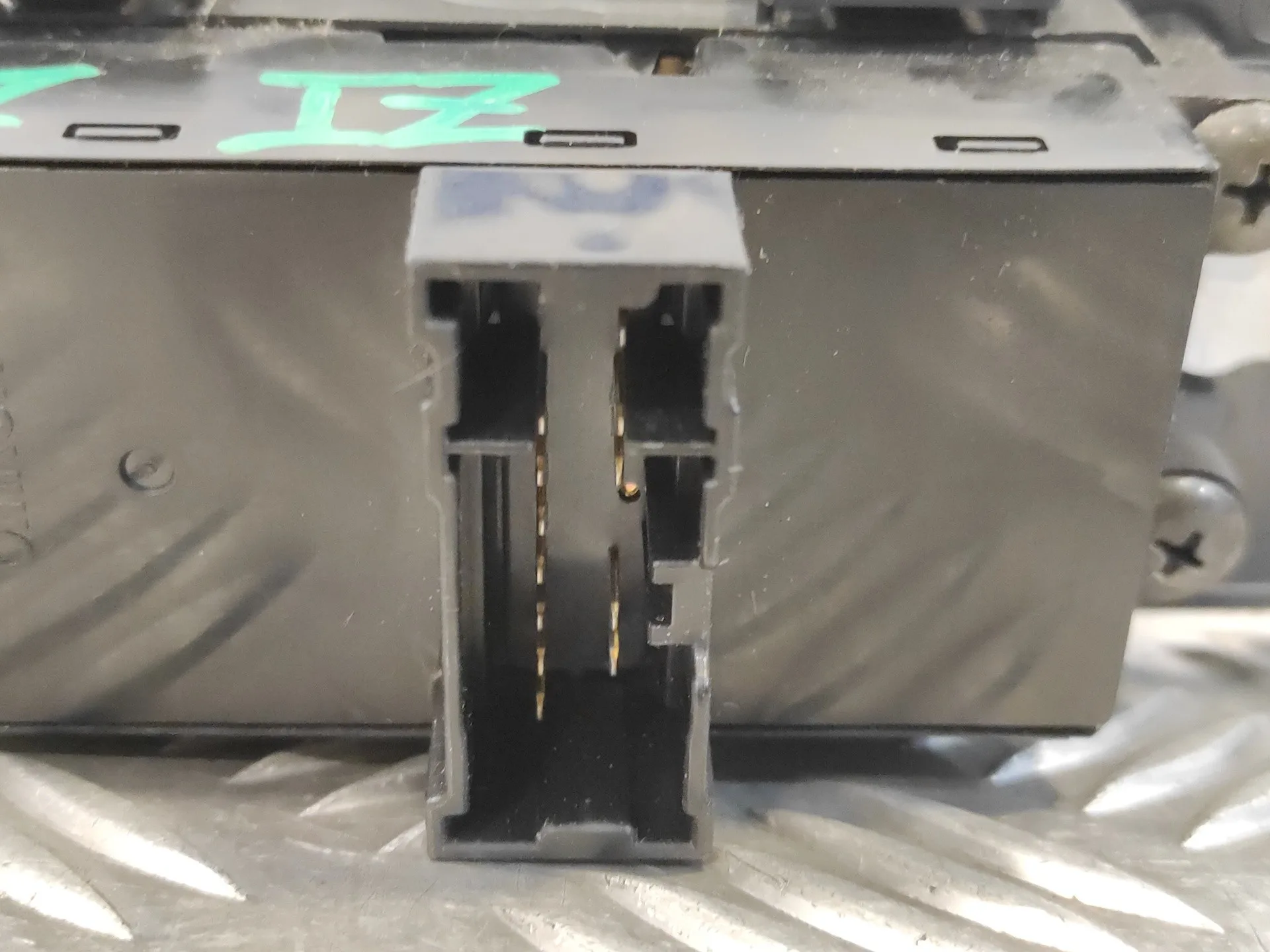 Mando Elevalunas Delantero Izquierdo para Nissan Primera Berlina (P12)
