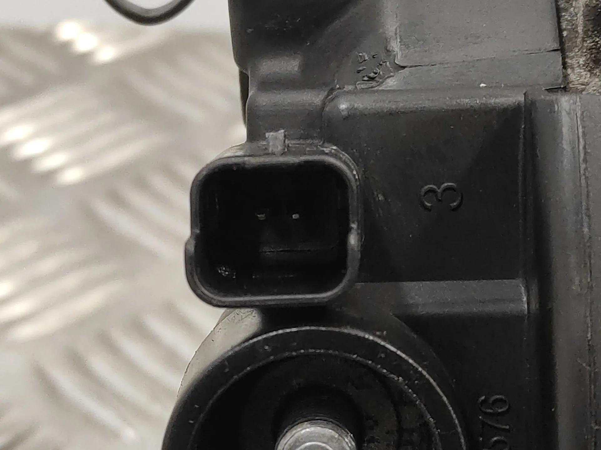 Alternador para Suzuki Sx4 Rw (Ey)