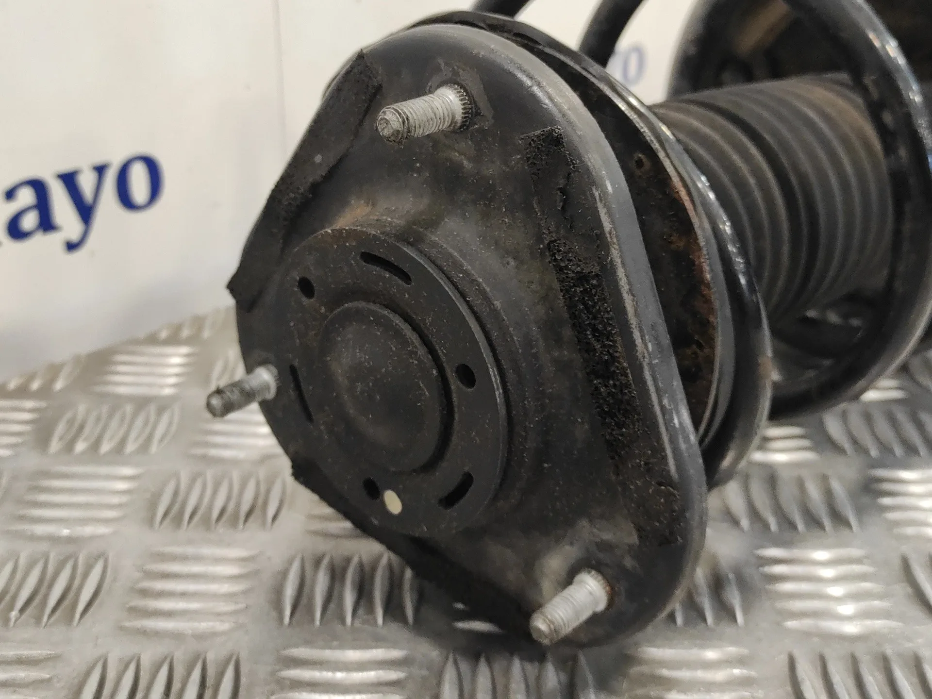 Amortiguador Delantero Izquierdo para Toyota Avensis Berlina (T25)
