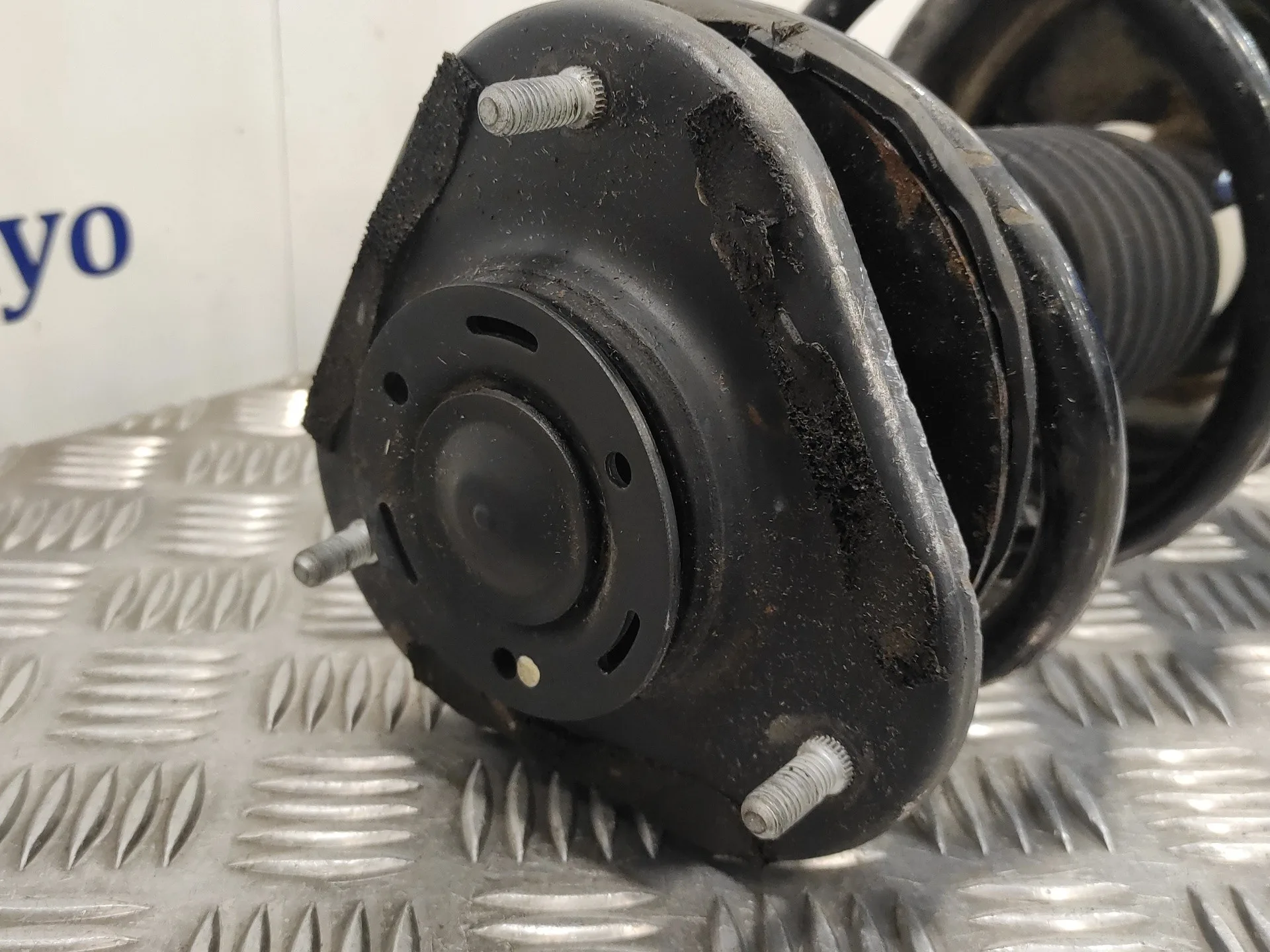 Amortiguador Delantero Derecho para Toyota Avensis Berlina (T25)
