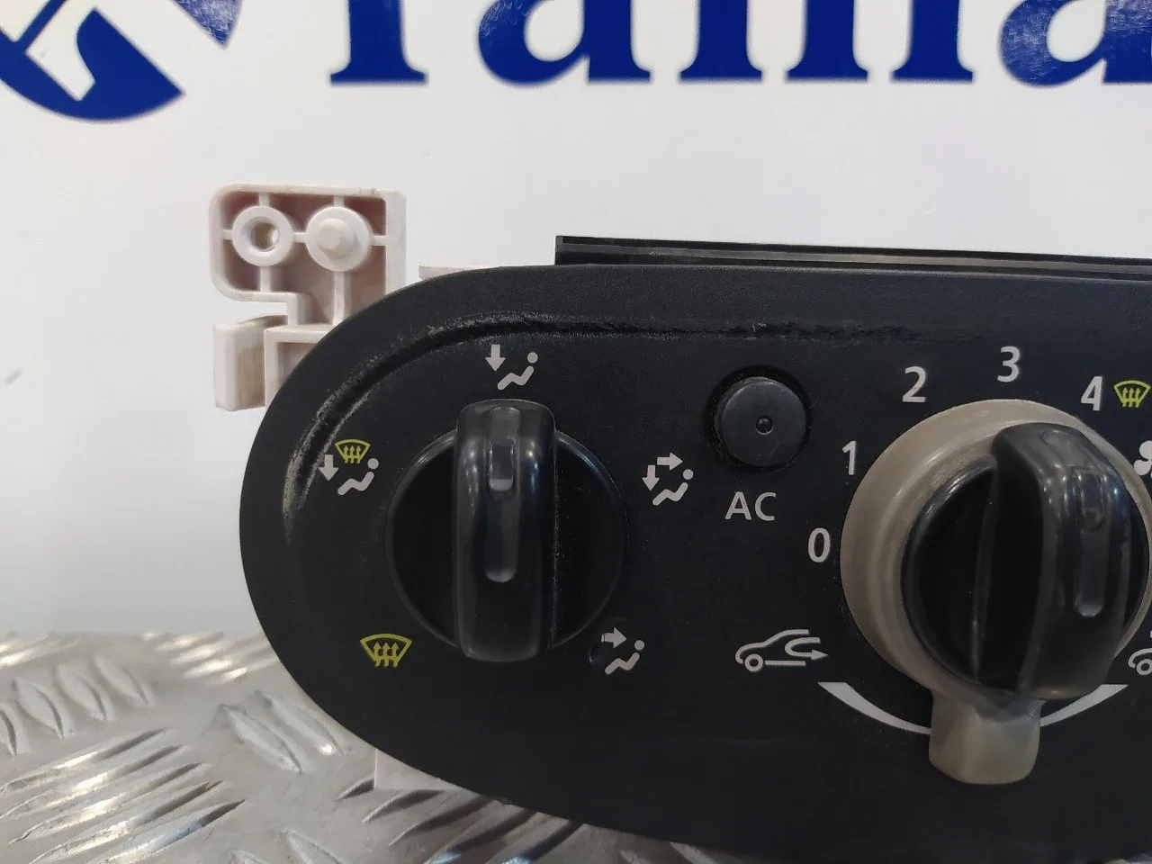 Mando Calefaccion / Aire Acondicionado para Dacia Duster
