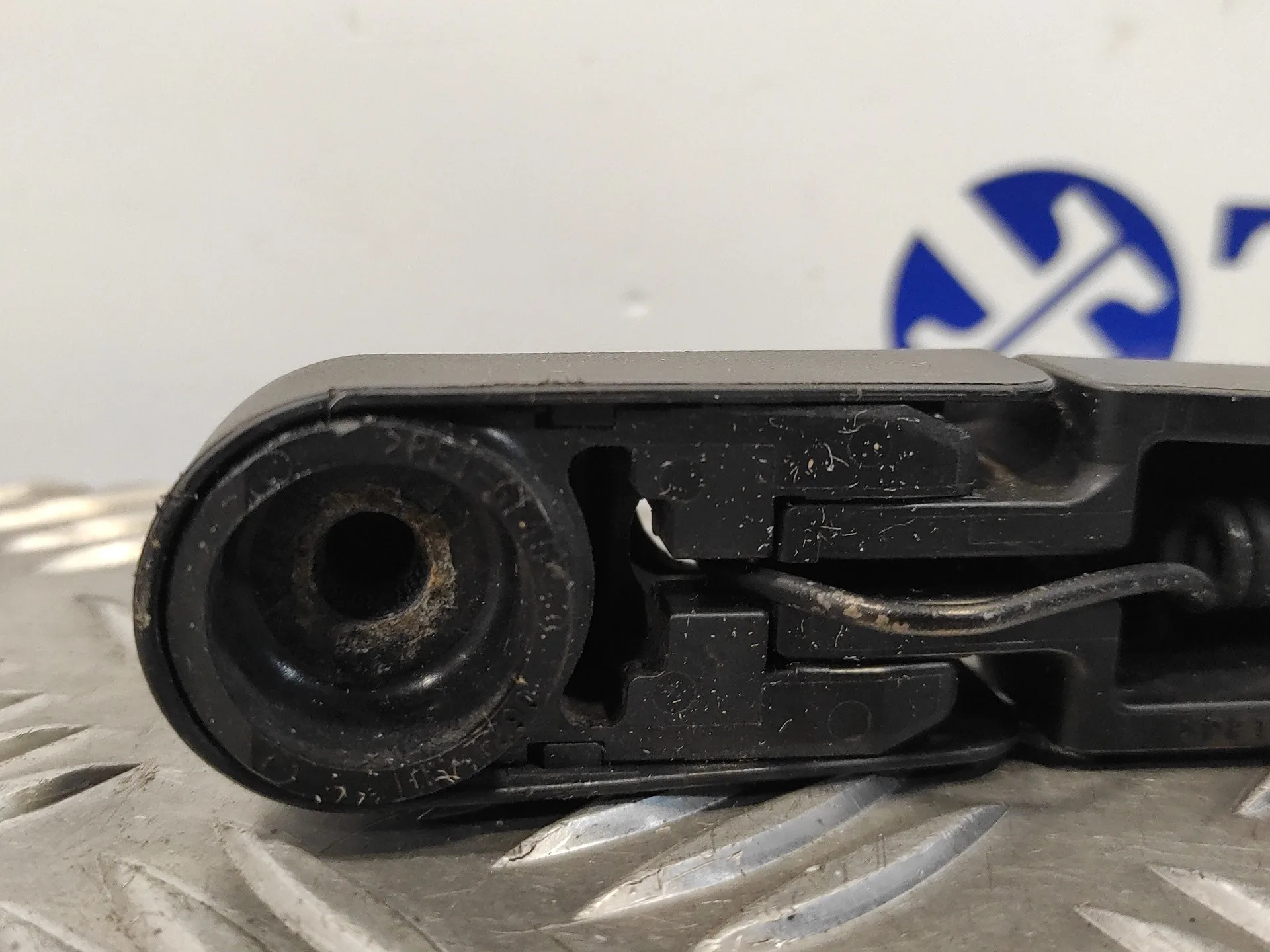 Brazo Limpia Trasero para Toyota Corolla Verso (R1)