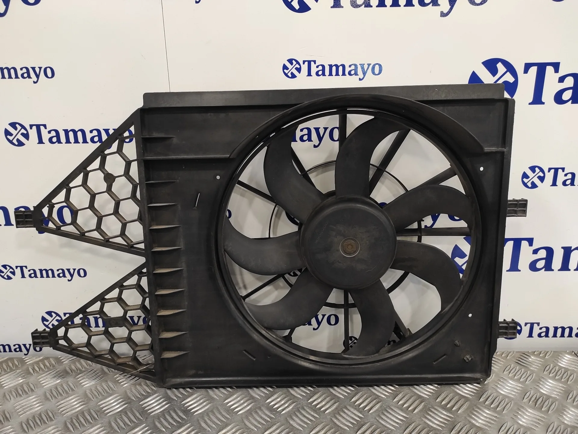 Electroventilador para Seat Ibiza (6J5)