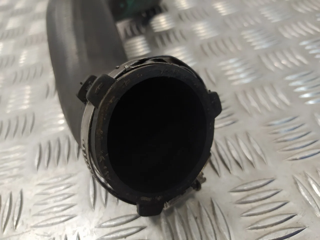 Tubo para Audi A4 Berlina (8E)