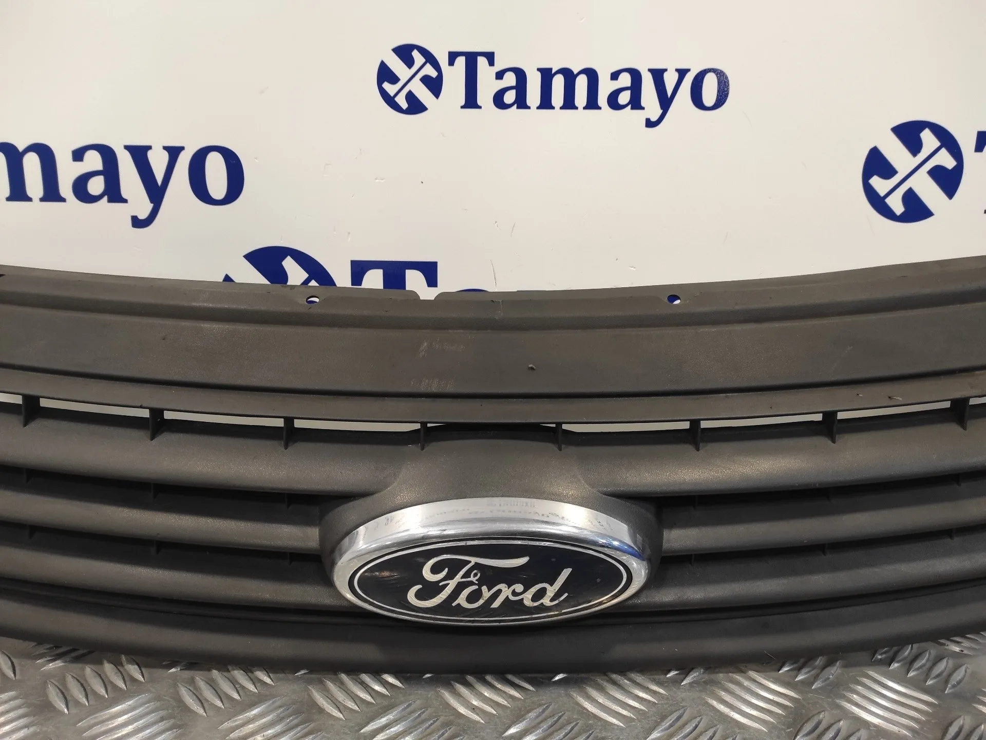 Rejilla Delantera para Ford C-Max (Cb3)