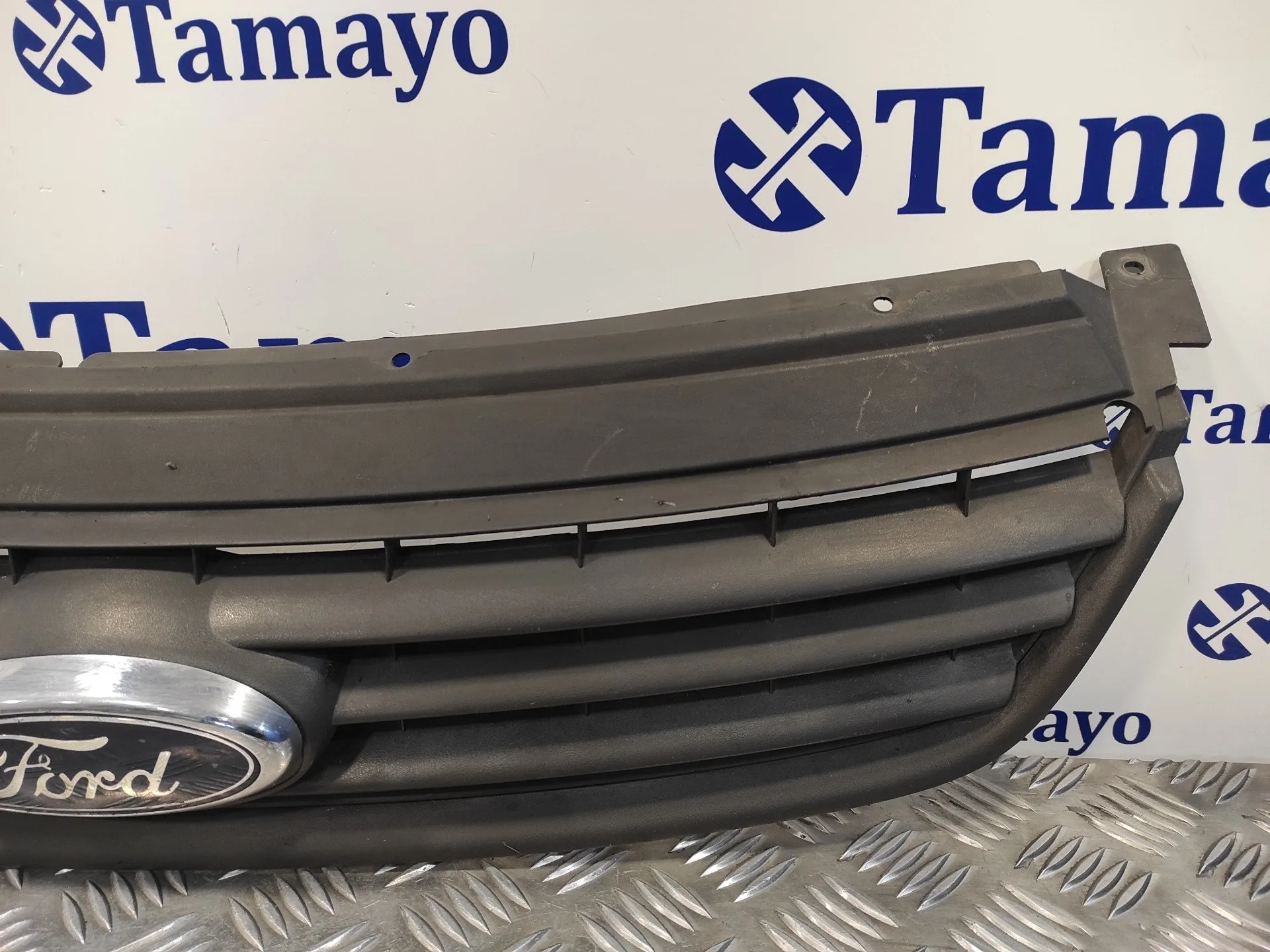Rejilla Delantera para Ford C-Max (Cb3)