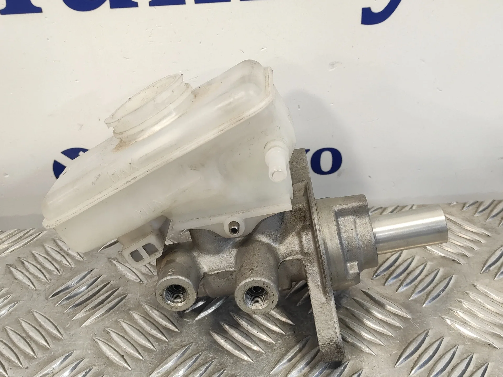 Bomba Freno para Mazda Mx-5 (04.2015>)