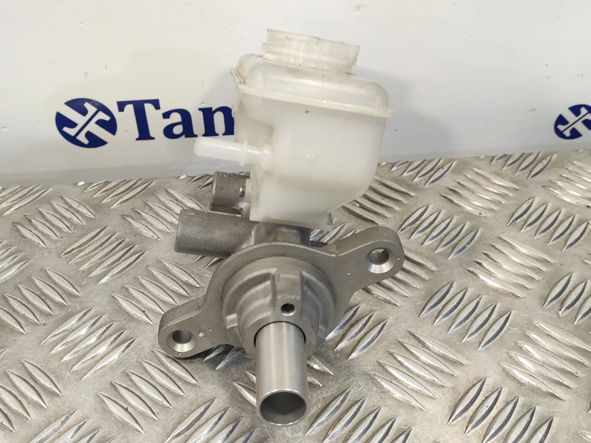 Bomba Freno para Mazda Mx-5 (04.2015>)
