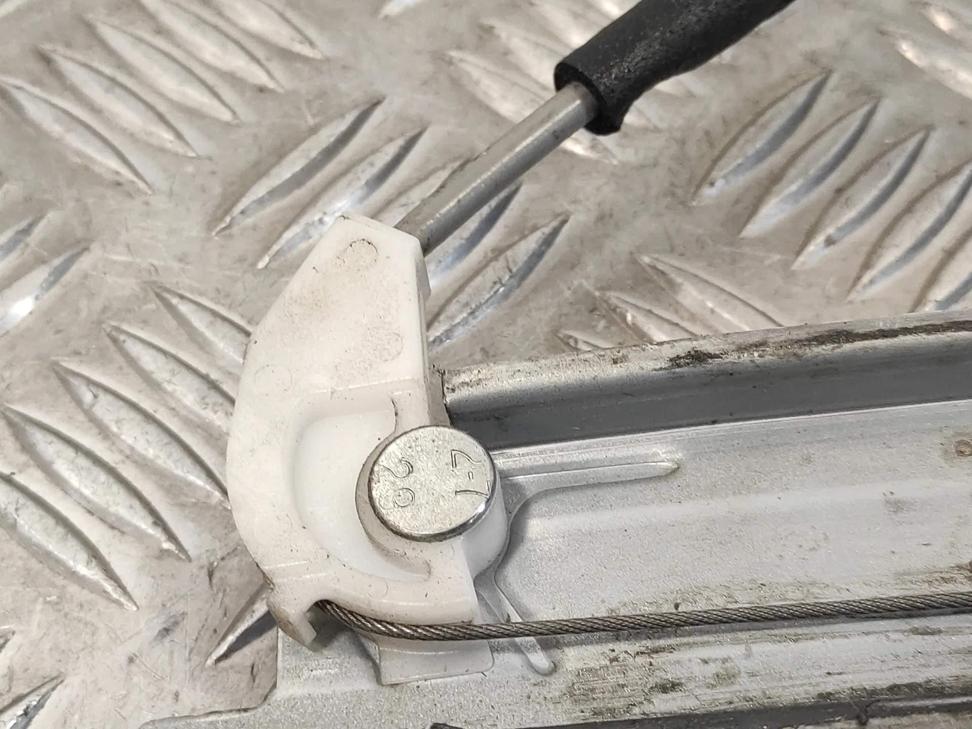 Elevalunas Delantero Derecho para Nissan X-Trail (T30)
