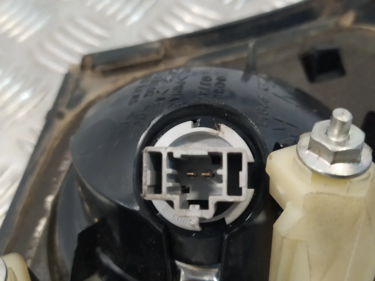 Piloto Trasero Derecho Interior para Mazda 3 Berlina (Bk)