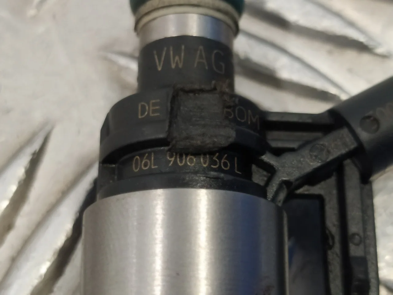 Inyector para Audi A3 Limousine (8Vs, 8Vm)