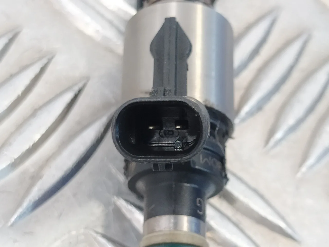 Inyector para Audi A3 Limousine (8Vs, 8Vm)