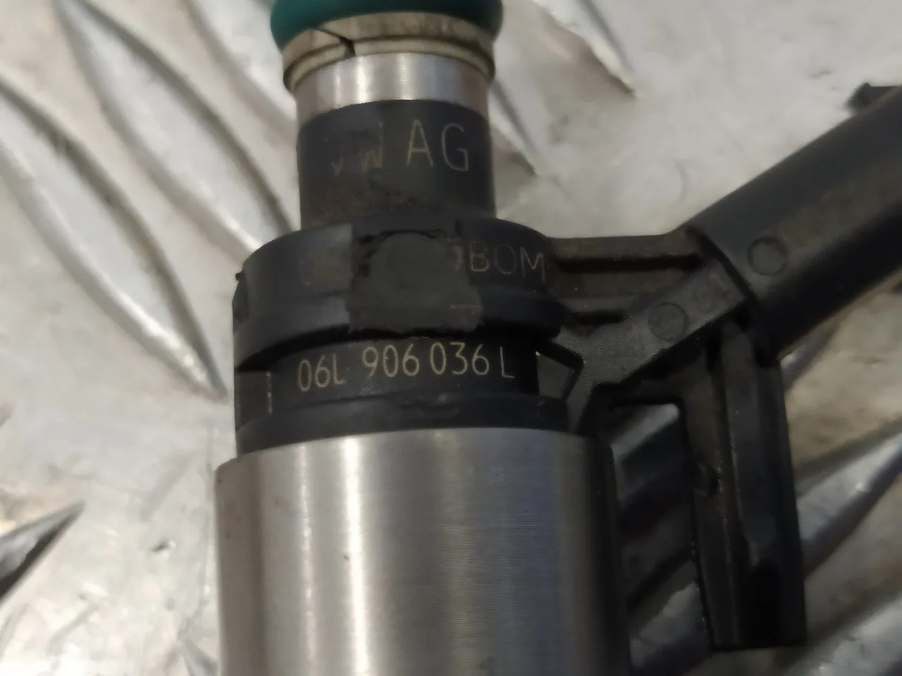 Inyector para Audi A3 Limousine (8Vs, 8Vm)