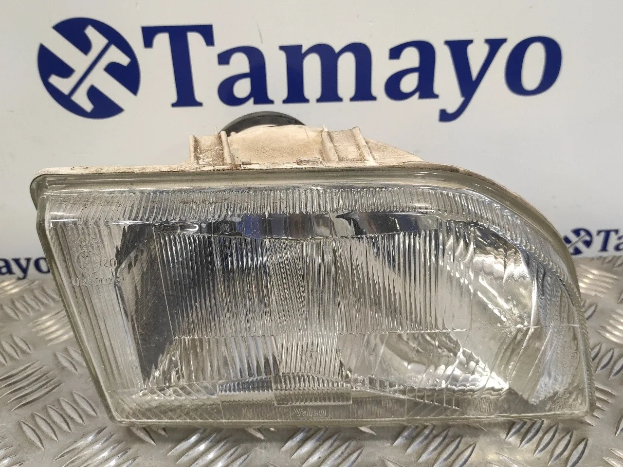 Faro Derecho para Ford Fiesta Berl./Courier