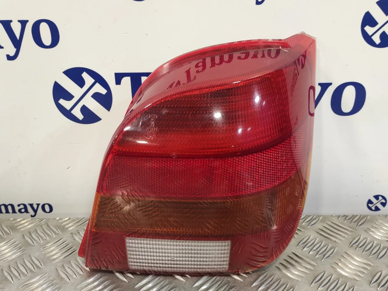Piloto Trasero Derecho para Ford Fiesta Berl./Courier