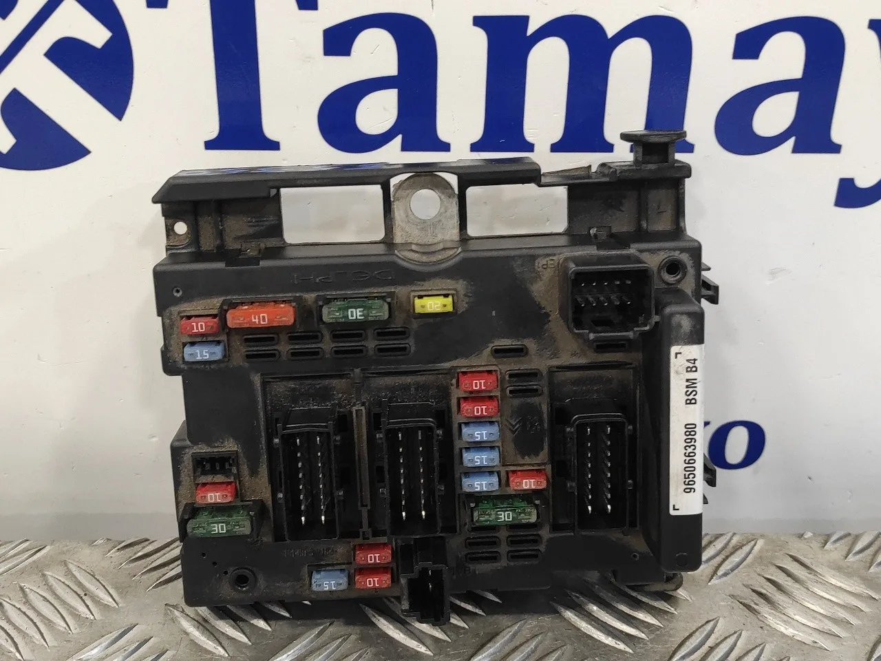 Caja Reles / Fusibles para Peugeot 307 (S1)