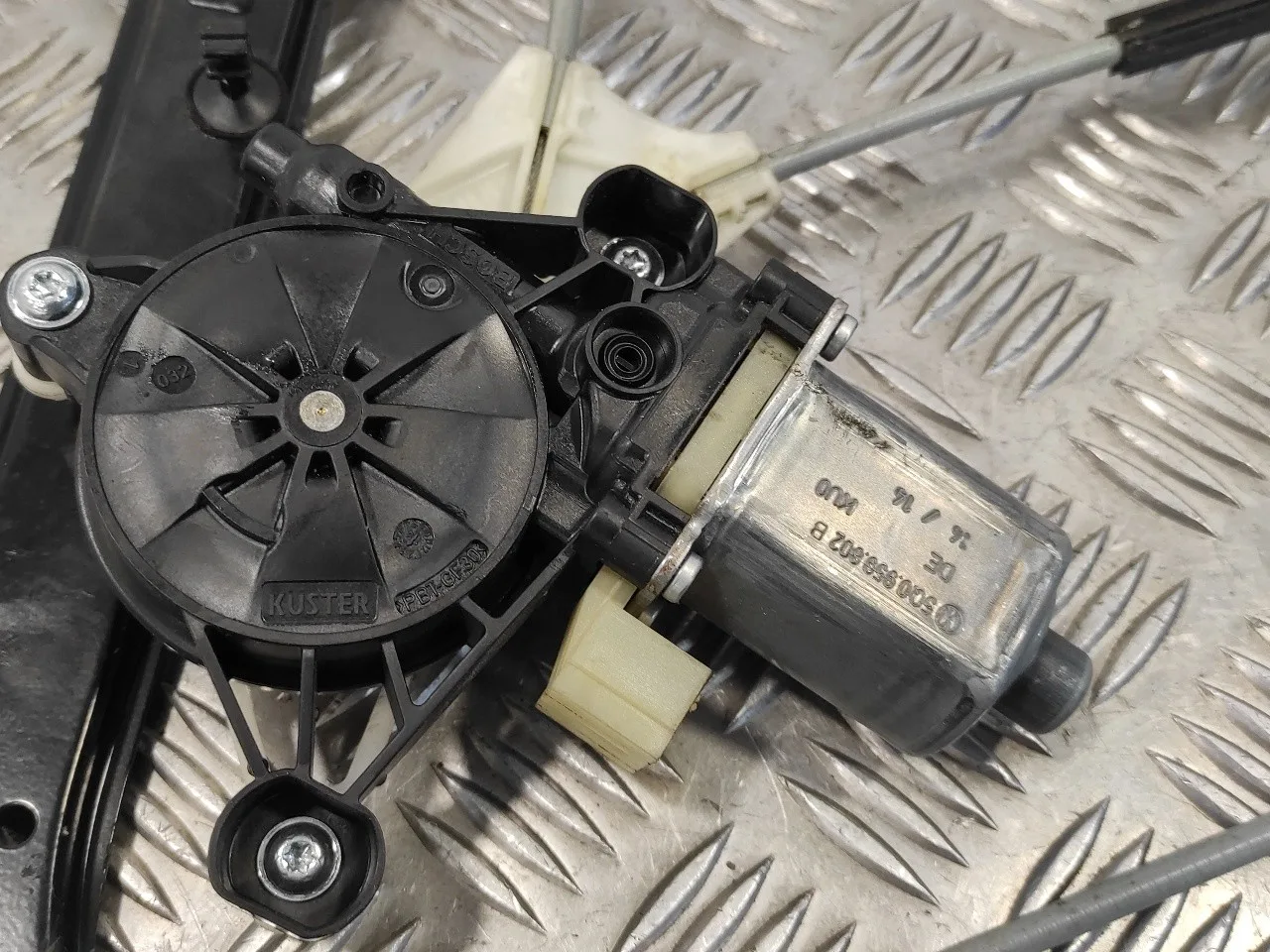 Elevalunas Delantero Izquierdo para Audi A3 Limousine (8Vs, 8Vm)